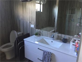 WAIHI BEACH FAMILY HOME - WAIHI BEACH