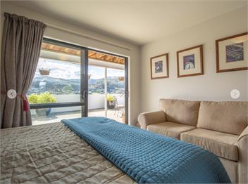 Le Bach - Akaroa