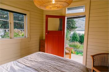 Te Puka Bach - Stay Anakoha - Marlborough Sounds