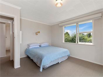 Lofty Lakeviews (Bachcare) - Acacia Bay