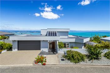 Tasman Bay Villa with Incredible Sea Views - Nelson