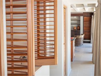 Calianne - Superb Beachfront Architecture - Far North