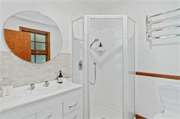 The Cottage on the Hill (Bachcare) - Wanaka