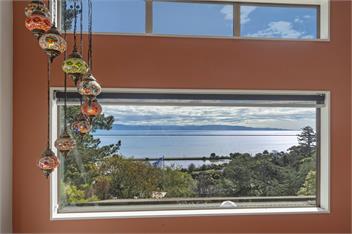 Coastal Hideaway - Nelson