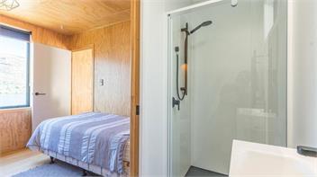 Picture Perfect (Bachcare) - Queenstown