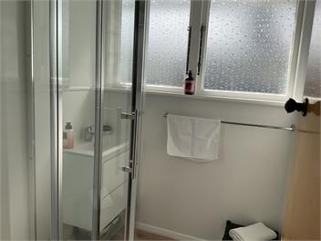 Turangi urban hide away. - Turangi