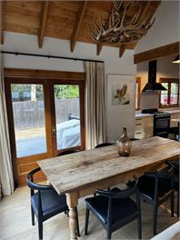 Matukituki House Lake Wanaka 5 bedroom luxury stone cottage holiday home - Wanaka