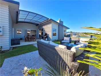 Hosts on the Coast Aquila Sunrise - Whitianga