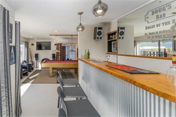 Hosts on the Coast Buffalo Beach Escape - Whitianga