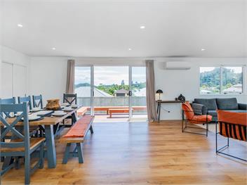 Greenhills Charmer (Bachcare) - Coromandel