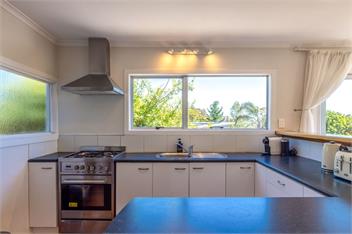 Island View Oneroa (Bachcare) - Waiheke Island