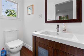 Heritage Charm (Bachcare) - New Plymouth