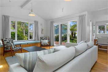 Luxury Waterfront Retreat at Mahau Sound - Mahau Sound