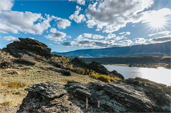 The Boulders Retreat | Private Rural Location | Lake Views | Architecturally Designed - NORTHBURN