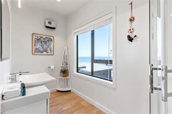Oceanview Oasis - Entire House in Tairua - Tairua