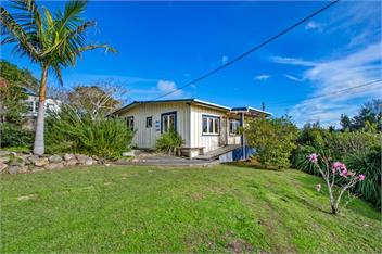 Salt and Siren (Bachcare) - Mangawhai