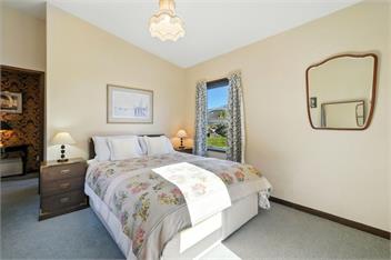 Maison Pierre Rouge (Bachcare) - Banks Peninsula