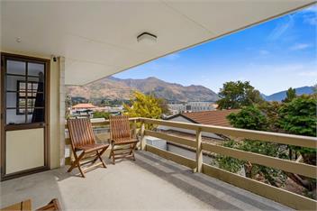 Alpine Escape (Bachcare) - Wanaka