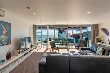 Oceanfront Apartment at Latitude 41 - Stepneyville Nelson