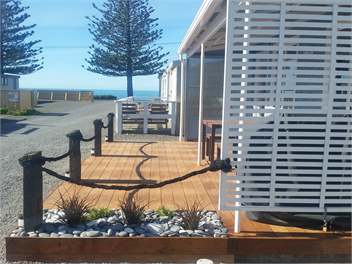 KAIKOURA ‘KAINGA on the Esplanade’ - Kaikoura