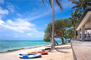 Out of the Blue Fiji - Sunny days Solar Ways - Beach Front Location - Sigatoka