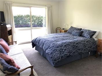 Brook Green on Meadowstone - free Wifi - Wanaka 9305
