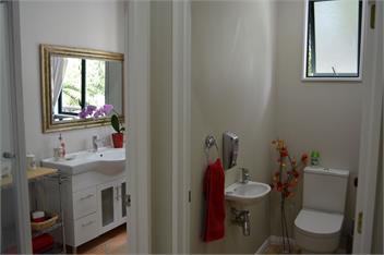 Kauri Point Retreat - Auckland
