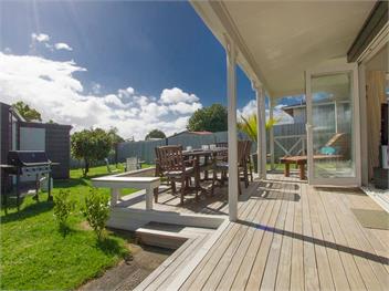 Best at The Beach (Bachcare) - Whangamata
