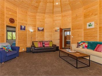 The Snowglobe (Bachcare) - Ohakune