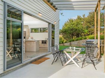 A Slice of Summer (Bachcare) - Whangapoua