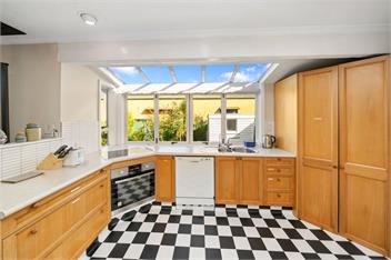 Centrally Located (Bachcare) - Greytown