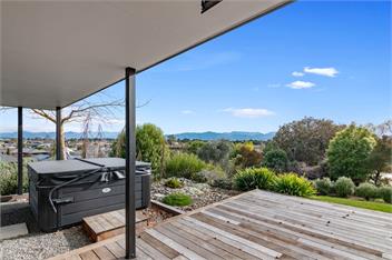 Views over Blenheim (Bachcare) - Blenheim