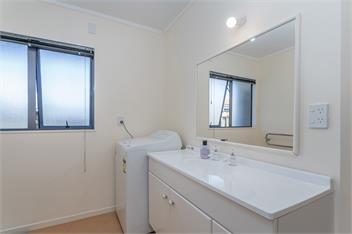 Hosts on the Coast Buffalo Beach Escape - Whitianga