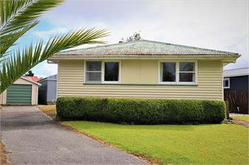 House in Haast Township - Haast