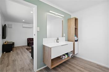 Coastal Comfort (Bachcare) - Foxton