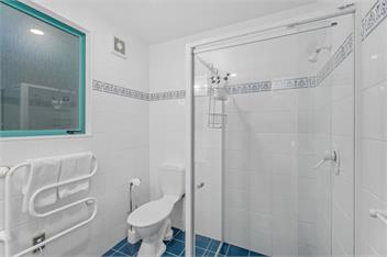 Frankton House (Bachcare) - Queenstown