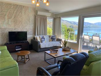 Stonycroft - Lakefront House - Lake Hawea