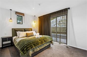 Alpine Luxe (Bachcare) - Queenstown
