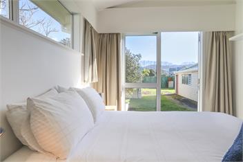 Hosts on the Coast The Lazy Jandel - Whitianga