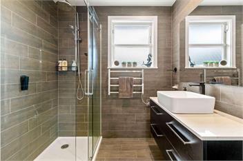 Sunny Coastal Retreat in the Heart of Whangamatā - Whangamata