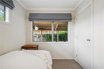 Sackville Sunshine (Bachcare) - Martinborough