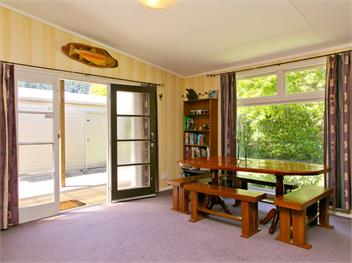 The Trout House (Bachcare) - Turangi