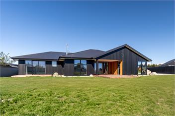 Style, Space and Comfort - Twizel