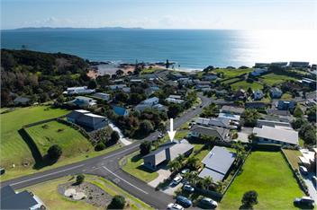 Bay View Escape (Bachcare) - Cable Bay