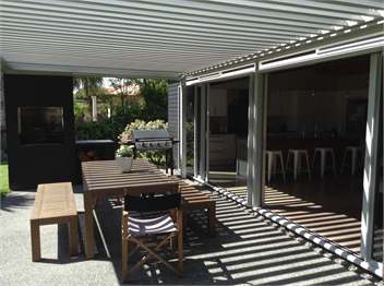 Papamoa Family Home with Swimming Pool - Tauranga