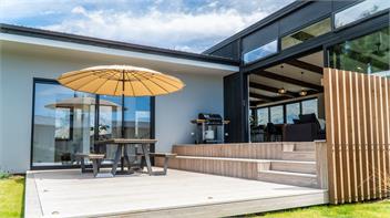 Farrant Drive | Sleeps 8 | Lake & Mountain Views | Close To Walking & Biking Tracks - Wanaka