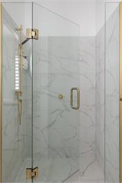 Deluxe Suite - Your Private Sanctuary Awaits - Auckland