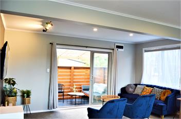 A designer's house (three bedroom holiday house) - Rotorua