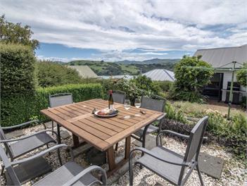 Le Bach - Akaroa