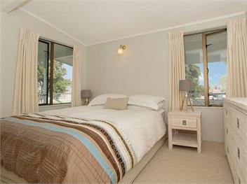 Best at The Beach (Bachcare) - Whangamata